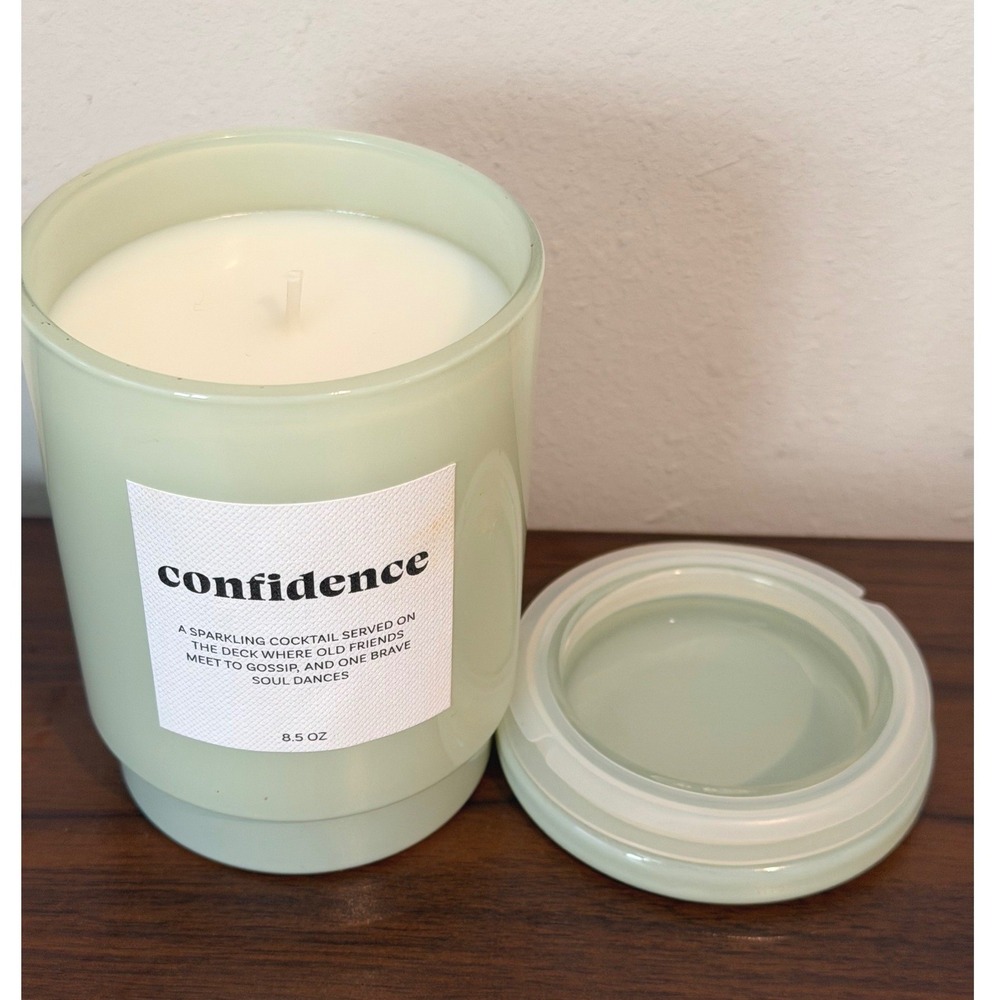 Place & Time Confidence Sparkling Pear Bellini Sage Green Jar Candle 8.5 oz NEW
